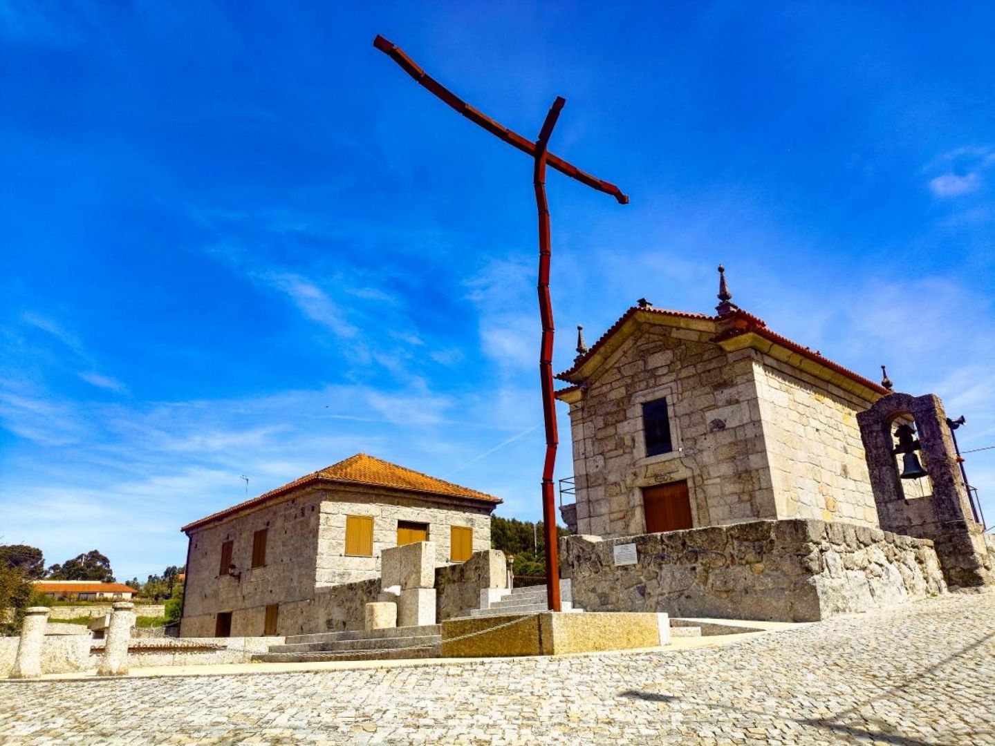 U.F. AT&Atilde;ES E RENDUFE